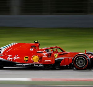 Raikkonen, rodando en el circuito de Baréin Raikkonen, rodando en el circuito de Baréin