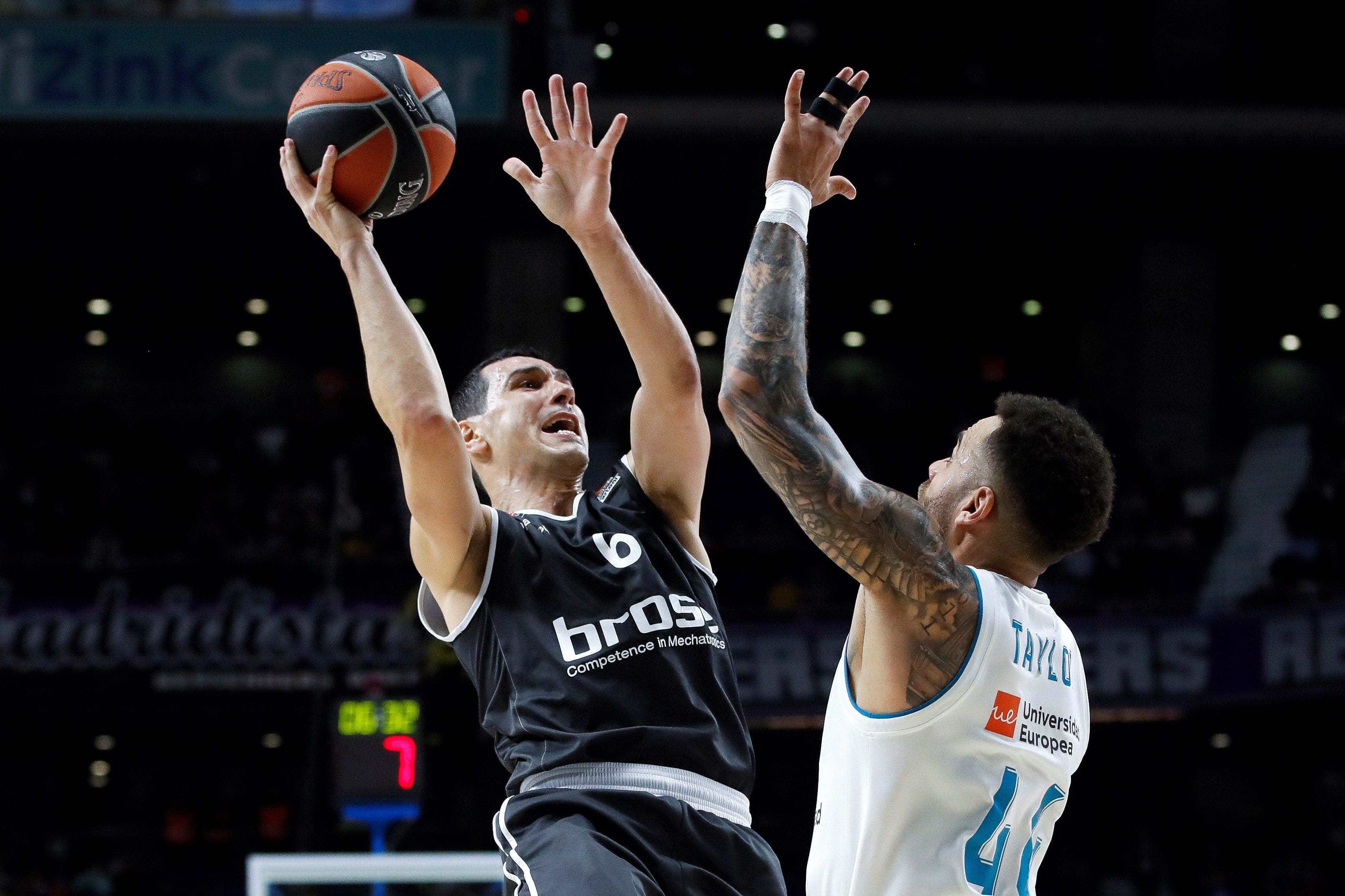 El Real Madrid jugará contra Panathinaikos tras ganar al Brose y la derrota de Olympiacos El Real Madrid jugará contra Panathinaikos tras ganar al Brose y la derrota de Olympiacos