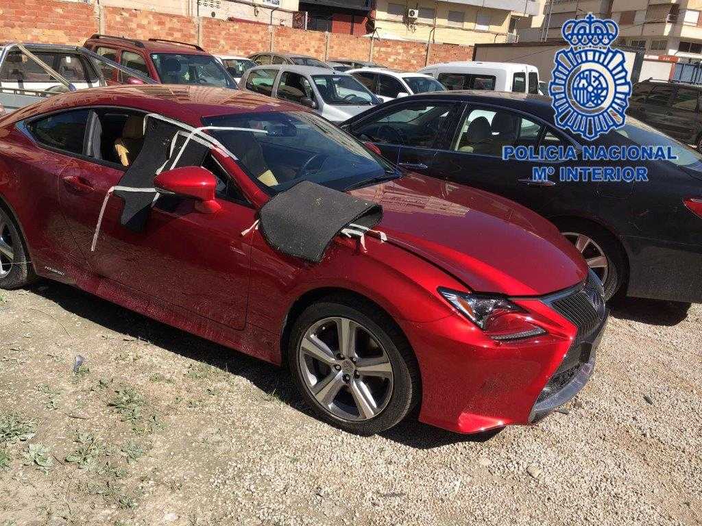 La Policía Nacional desarticula un grupo que robada vehículos de alta gama para venderlos en países del Este de Europa La Policía Nacional desarticula un grupo que robada vehículos de alta gama para venderlos en países del Este de Europa