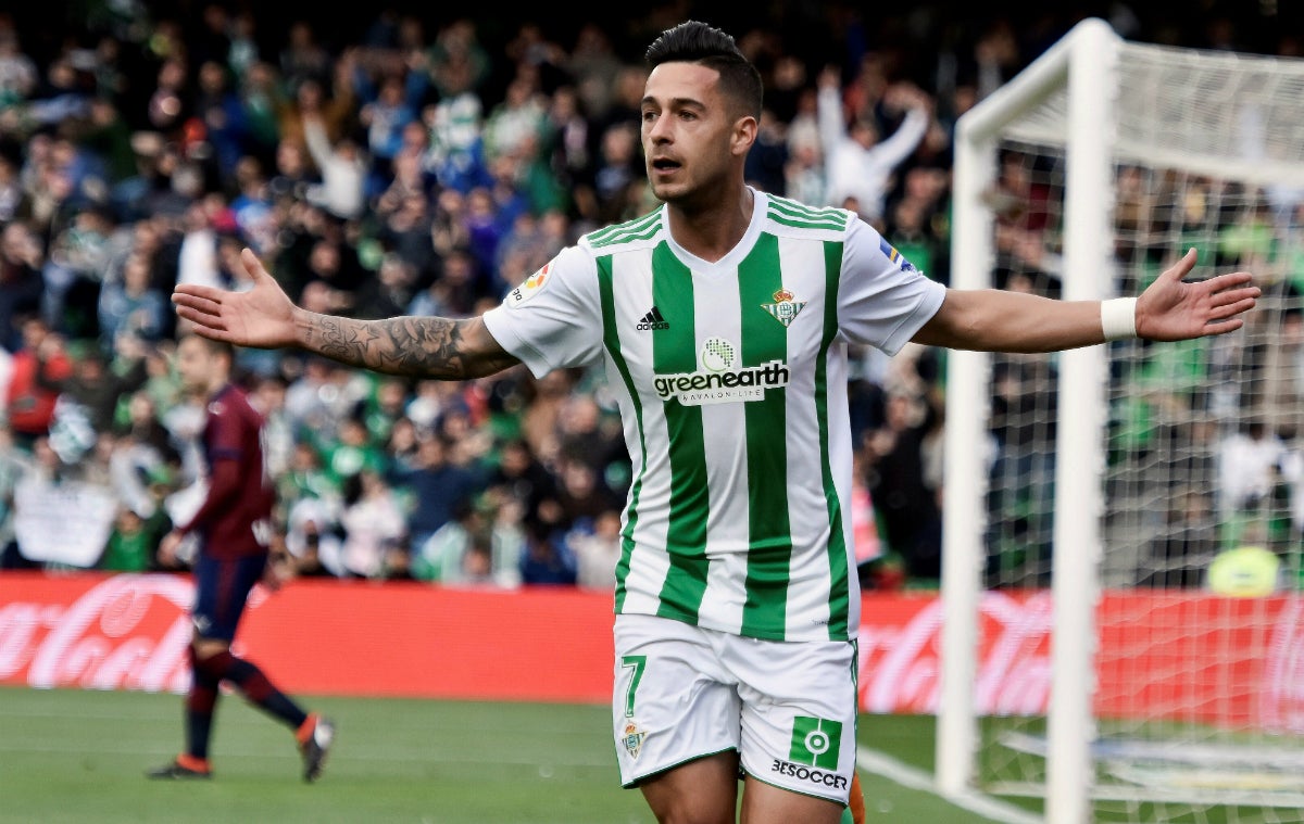 Real Betis 2-0 Eibar. Los de Quique Setién vencen al Eibar y siguen su rumbo hacia Europa Real Betis 2-0 Eibar. Los de Quique Setién vencen al Eibar y siguen su rumbo hacia Europa