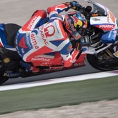 Miller, a bordo de su moto durante la carrera Miller, a bordo de su moto durante la carrera