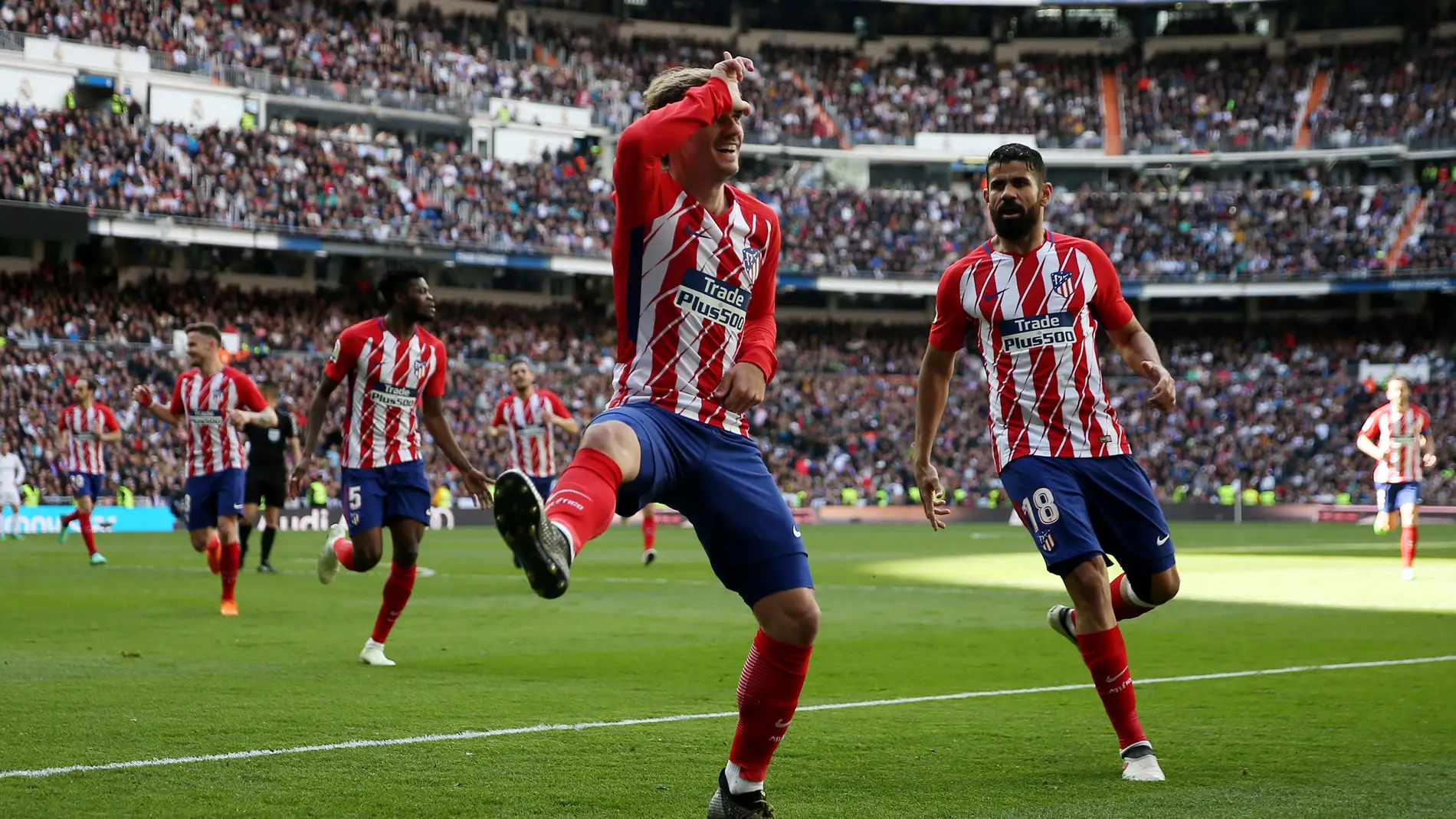 Griezmann celebra su gol en el Santiago Bernabéu a lo 'Fortnite'