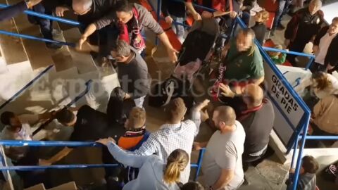 Brutal pelea entre seguidores del Reus