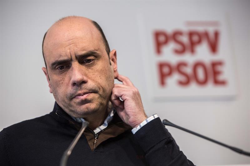 El alcalde de Alicante presenta su renuncia por su doble procesamiento El alcalde de Alicante presenta su renuncia por su doble procesamiento