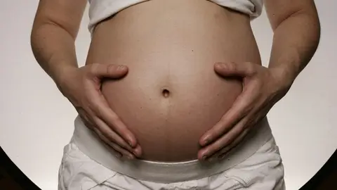 Mujer embarazada Mujer embarazada