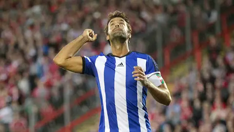 Xabi Prieto, en un partido con la Real Sociedad Xabi Prieto, en un partido con la Real Sociedad