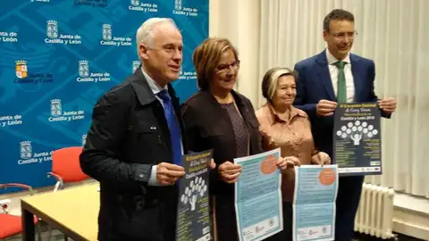 La Junta y la Universidad de Valladolid celebran los 25 años del Programa Interuniversitario de la Experiencia. Palencia