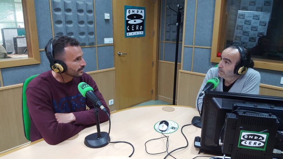 Hoy tenemos con nosotros al jugador del C&aacute;diz Servando S&aacute;nchez.