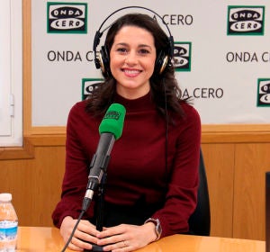 Inés Arrimadas desde los estudios de Onda Cero Barcelona Inés Arrimadas desde los estudios de Onda Cero Barcelona