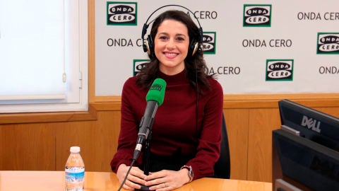 In&eacute;s Arrimadas desde los estudios de Onda Cero Barcelona