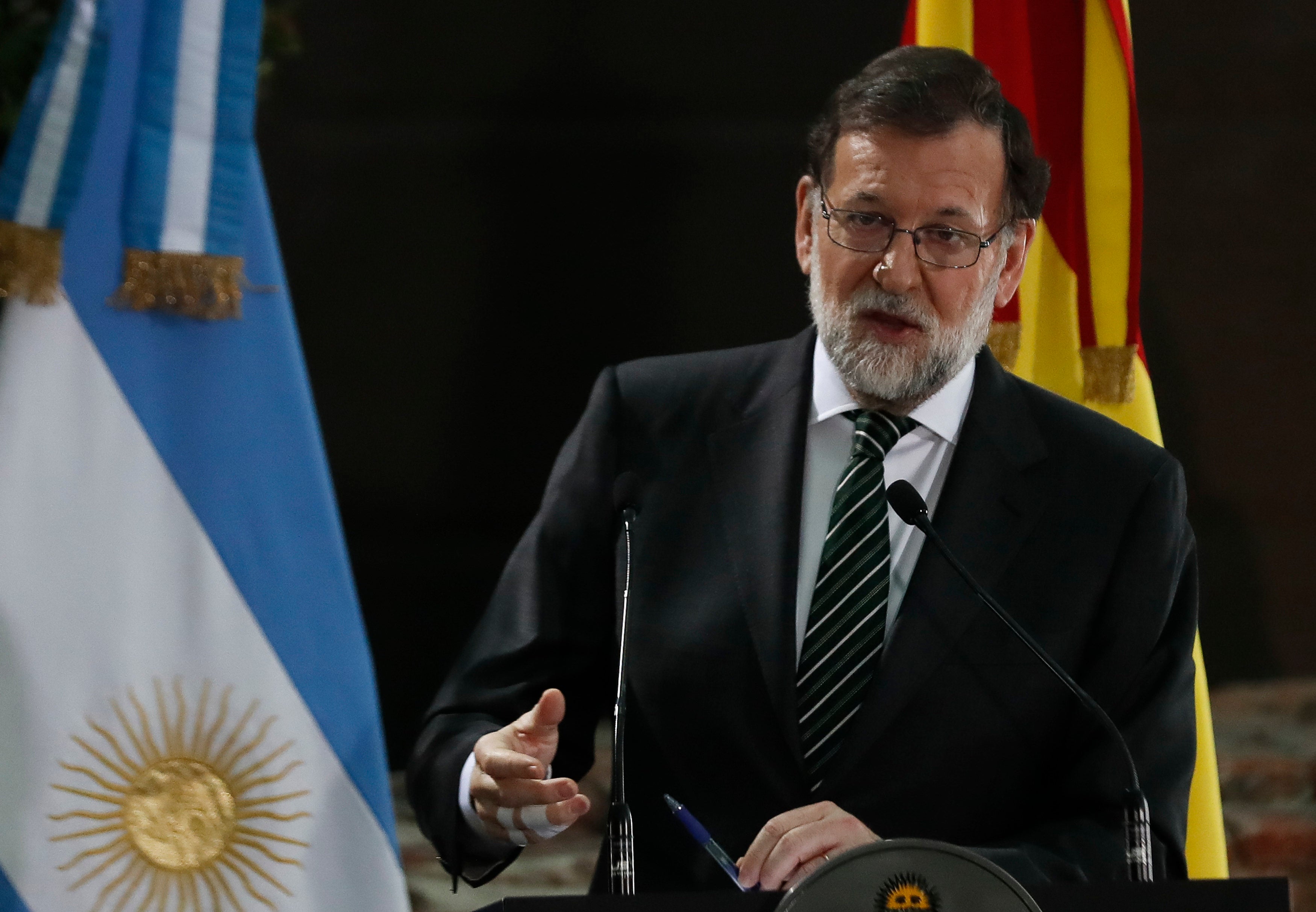 Personas físicas: Sevillanas para Rajoy Personas físicas: Sevillanas para Rajoy