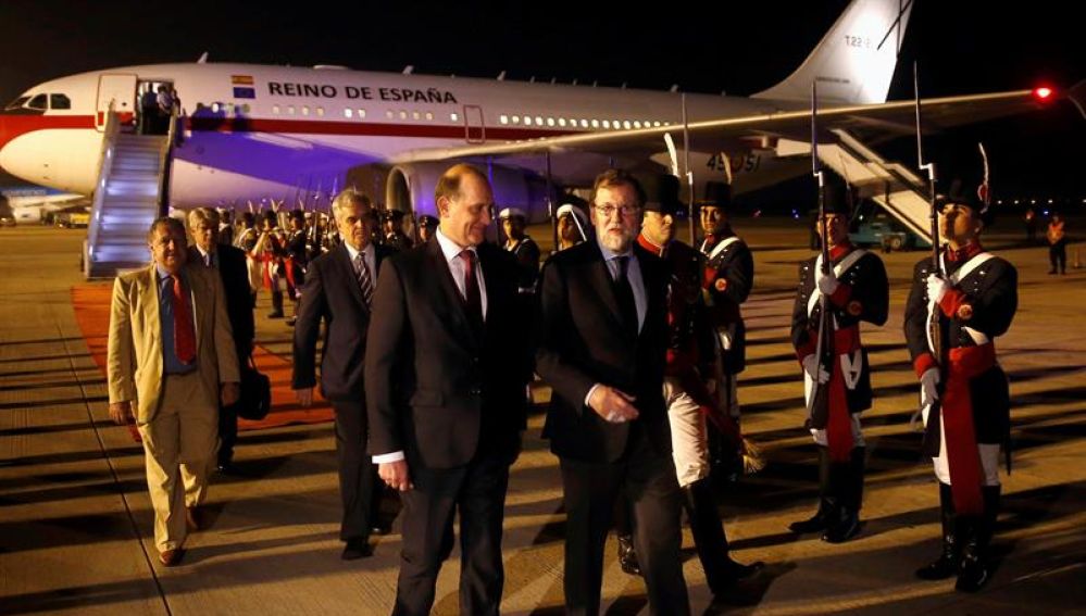 Mariano Rajoy en su llegada a Argentina