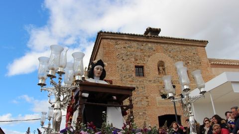Imagen de Santa Teresa Sentada