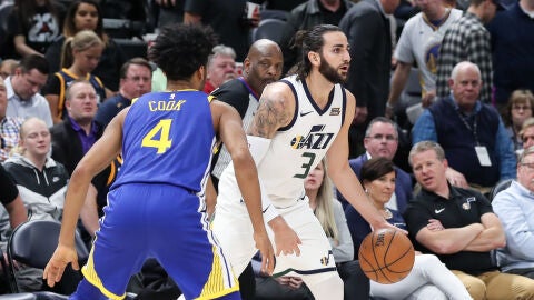 Ricky Rubio, ante los Warriors