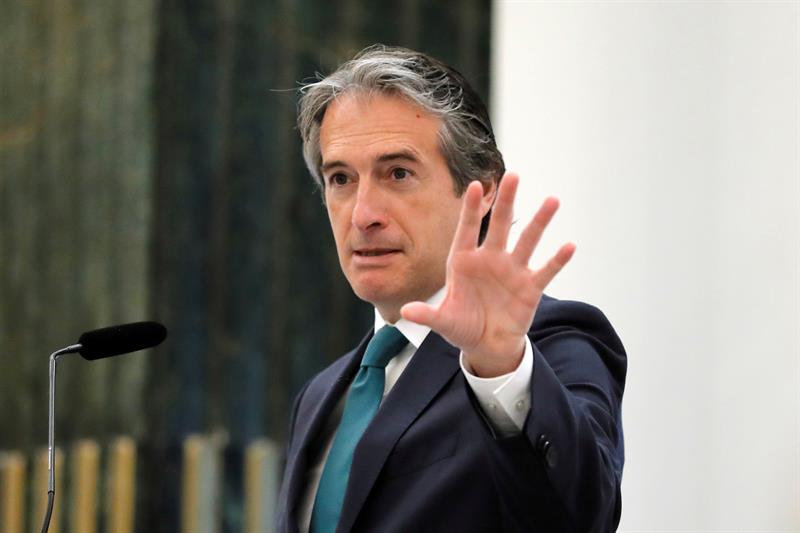 De la Serna anuncia que lanzará obras de AVE por 1.850 millones de euros antes del verano De la Serna anuncia que lanzará obras de AVE por 1.850 millones de euros antes del verano