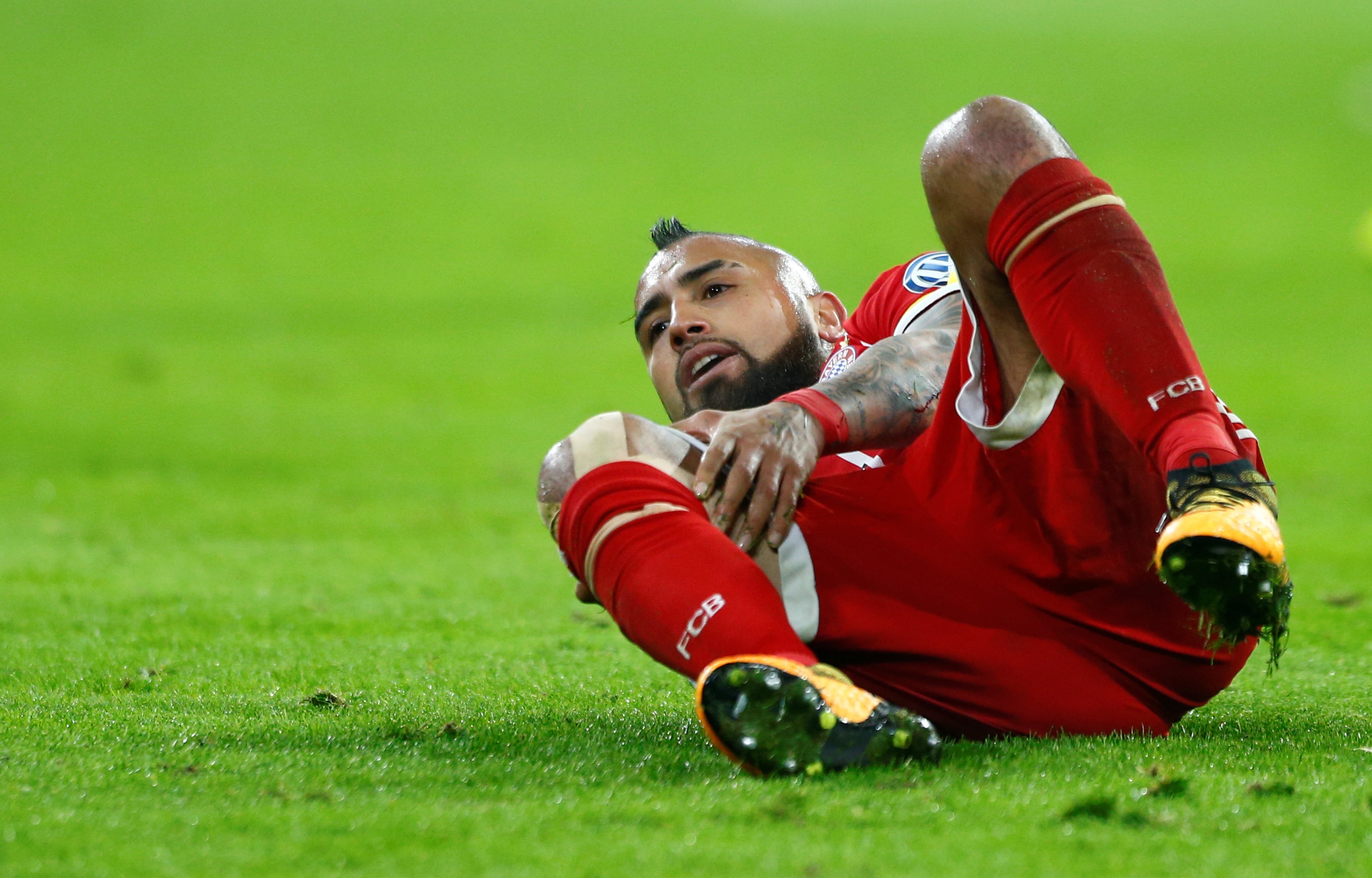 Arturo Vidal se pierde el resto de la temporada tras ser operado con éxito de la rodilla derecha Arturo Vidal se pierde el resto de la temporada tras ser operado con éxito de la rodilla derecha