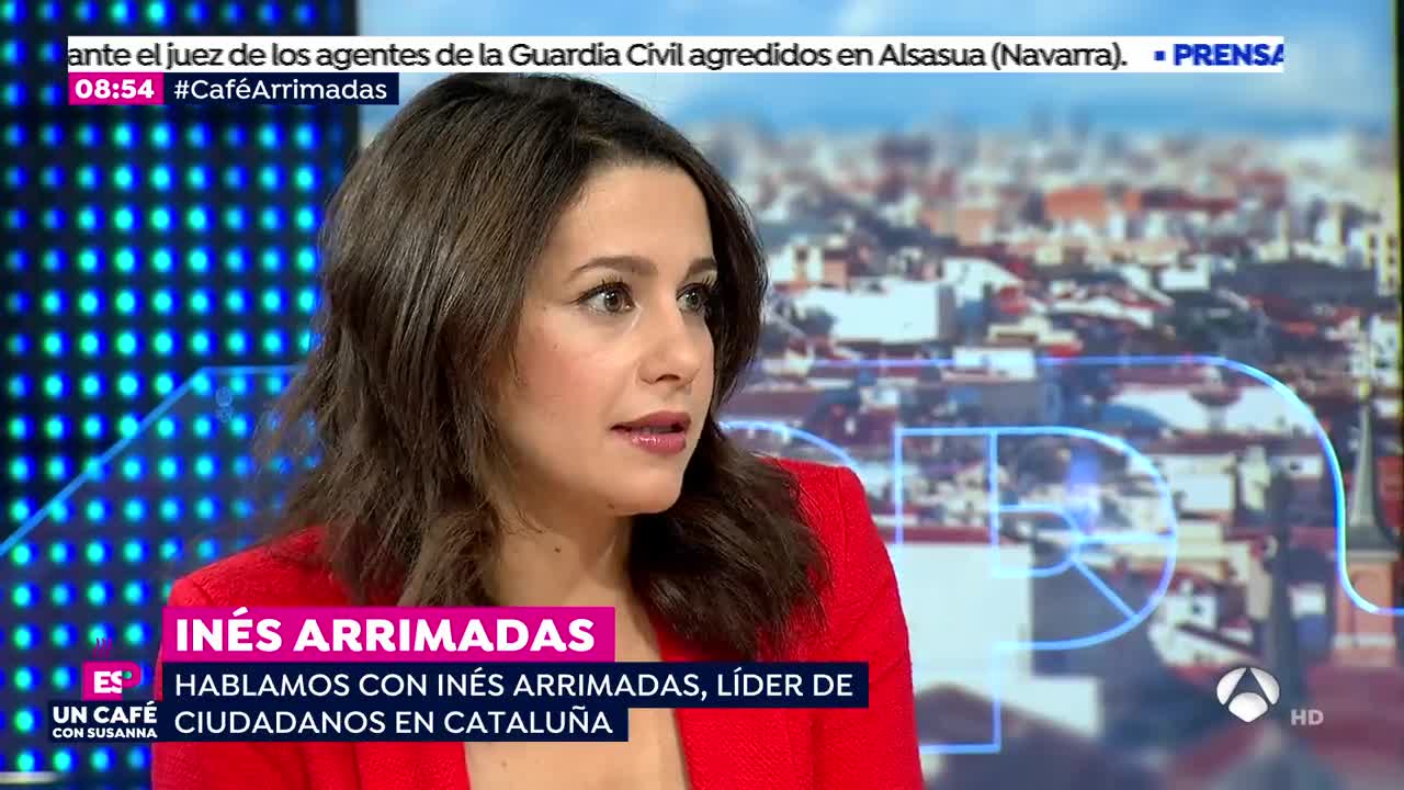 Arrimadas, sobre el máster de Cifuentes: "No es lo mismo mentir sobre tu nivel de inglés, que beneficiarte de una trama que afecta a una universidad pública" Arrimadas, sobre el máster de Cifuentes: "No es lo mismo mentir sobre tu nivel de inglés, que beneficiarte de una trama que afecta a una universidad pública"