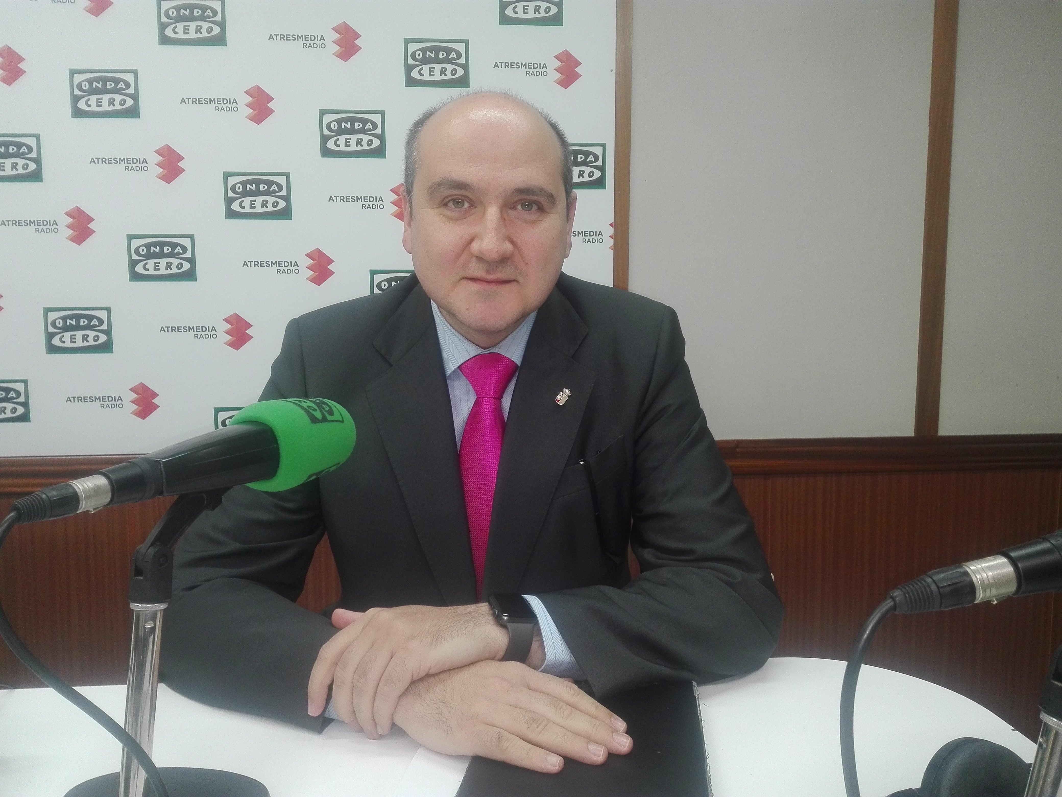 Entrevista al Director Provincial de Sanidad, Francisco José García en Ciudad Real en la Onda. Entrevista al Director Provincial de Sanidad, Francisco José García en Ciudad Real en la Onda.
