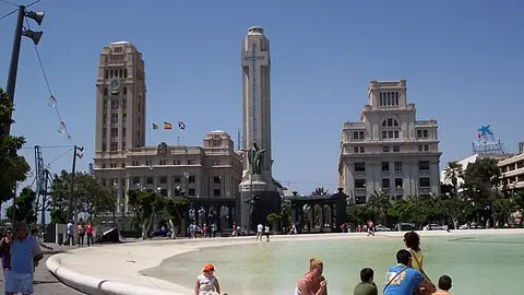 Plaza de España en Santa Cruz de Tenerife Plaza de España en Santa Cruz de Tenerife