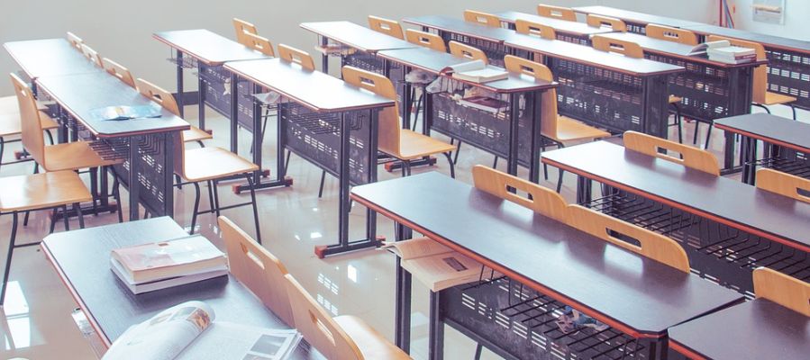 Aulas vacías Aulas vacías