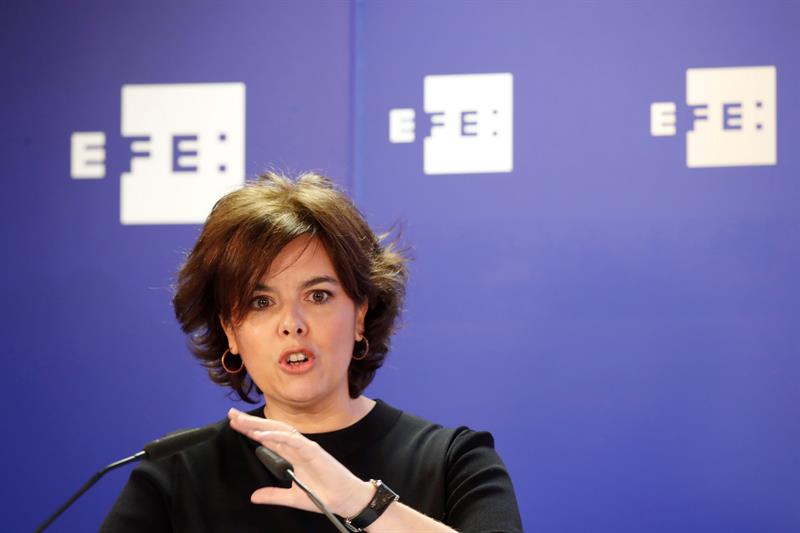 Sáenz de Santamaría: "Hacienda tiene la oportunidad de aportar su documentación del 'procés'" Sáenz de Santamaría: "Hacienda tiene la oportunidad de aportar su documentación del 'procés'"