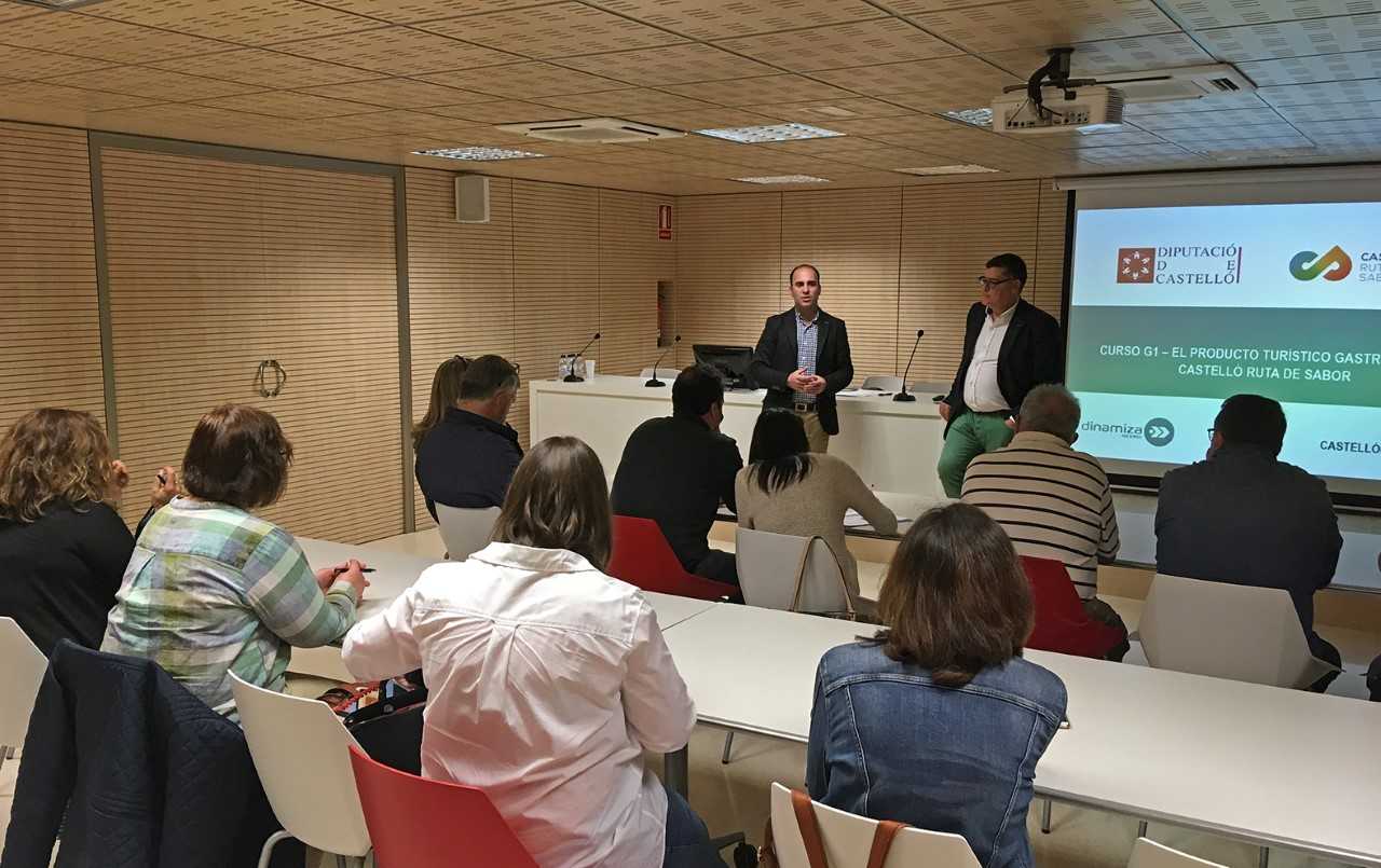 La Diputación reúne ya a 221 productores, restauradores, hoteleros y ayuntamientos en el producto turístico 'Castelló Ruta de Sabor' La Diputación reúne ya a 221 productores, restauradores, hoteleros y ayuntamientos en el producto turístico 'Castelló Ruta de Sabor'
