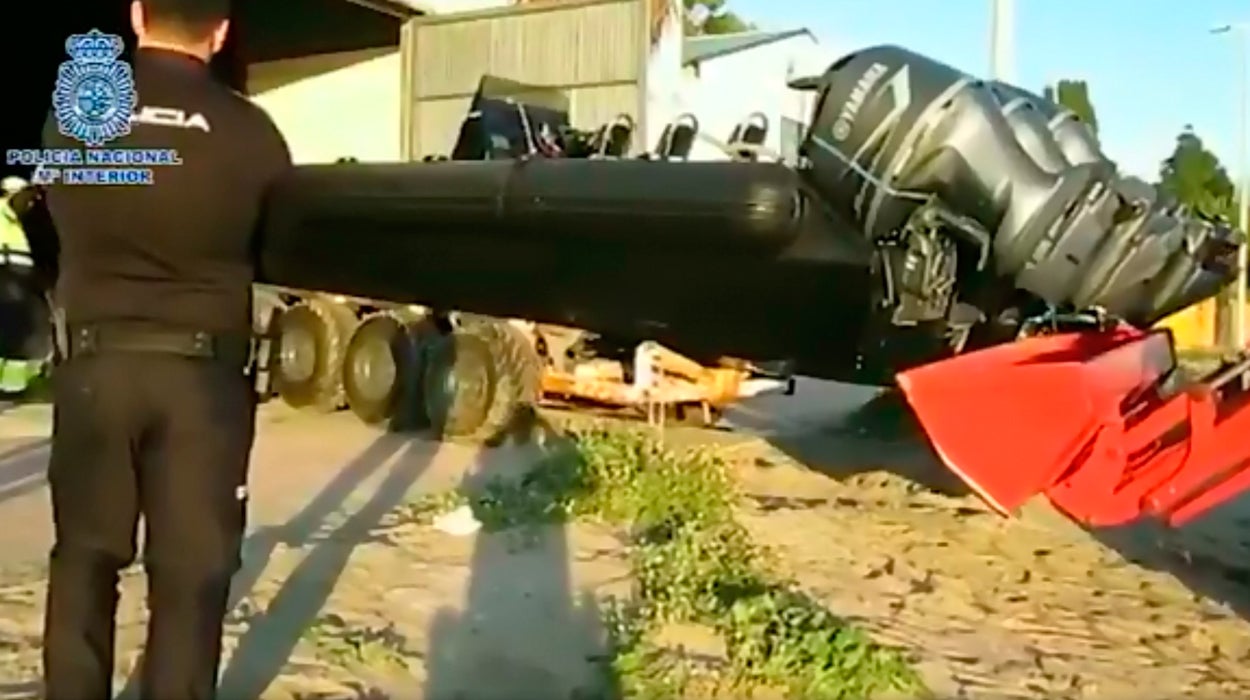 Nuevo golpe contra el narcotráfico en La Línea con la incautación de cinco narcolanchas Nuevo golpe contra el narcotráfico en La Línea con la incautación de cinco narcolanchas