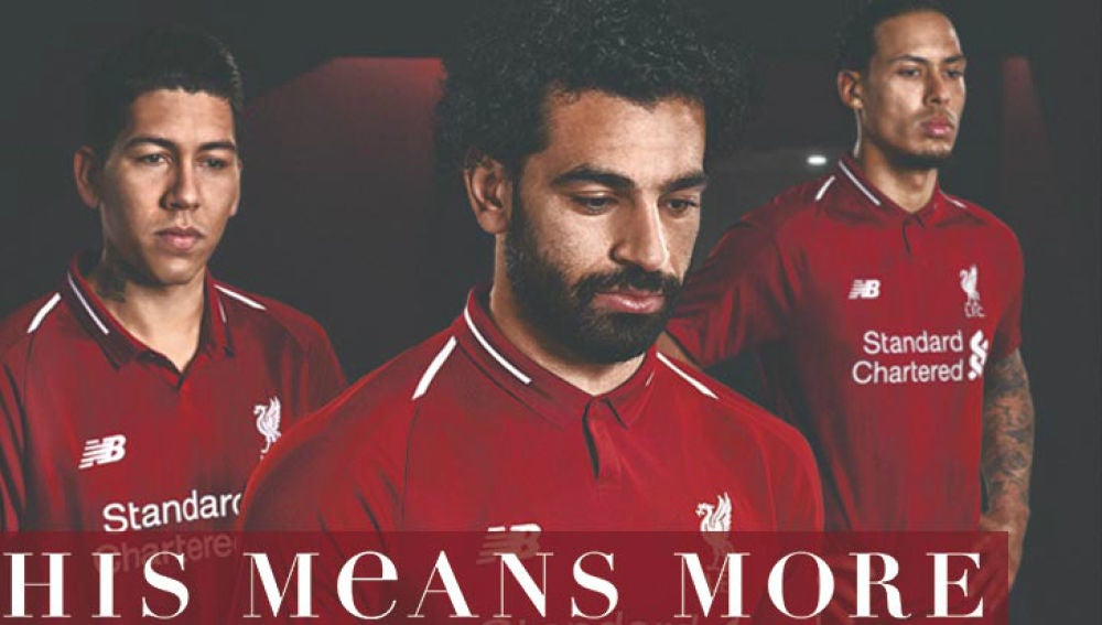 Salah, protagonista en la promoción del Liverpool para sus nuevas equipaciones