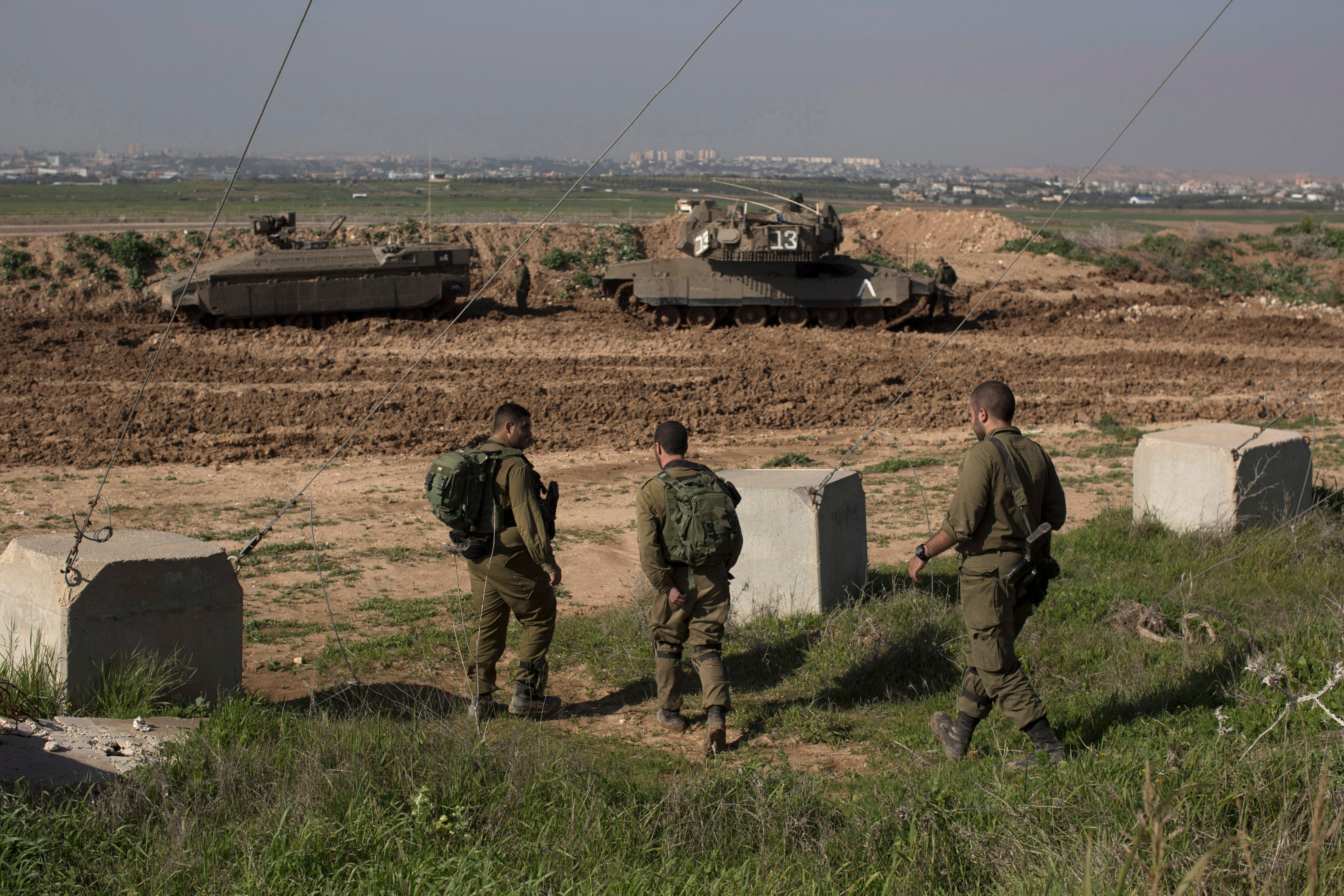 Israel reabre el puesto fronterizo comercial con Gaza tras un mes de cierre Israel reabre el puesto fronterizo comercial con Gaza tras un mes de cierre