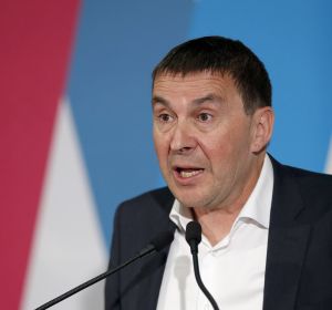 Arnaldo Otegi ante los medios Arnaldo Otegi ante los medios