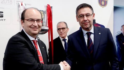 Los presidentes del Sevilla y el FC Barcelona, Jos&eacute; Castro y Josep Mar&iacute;a Bartomeu.