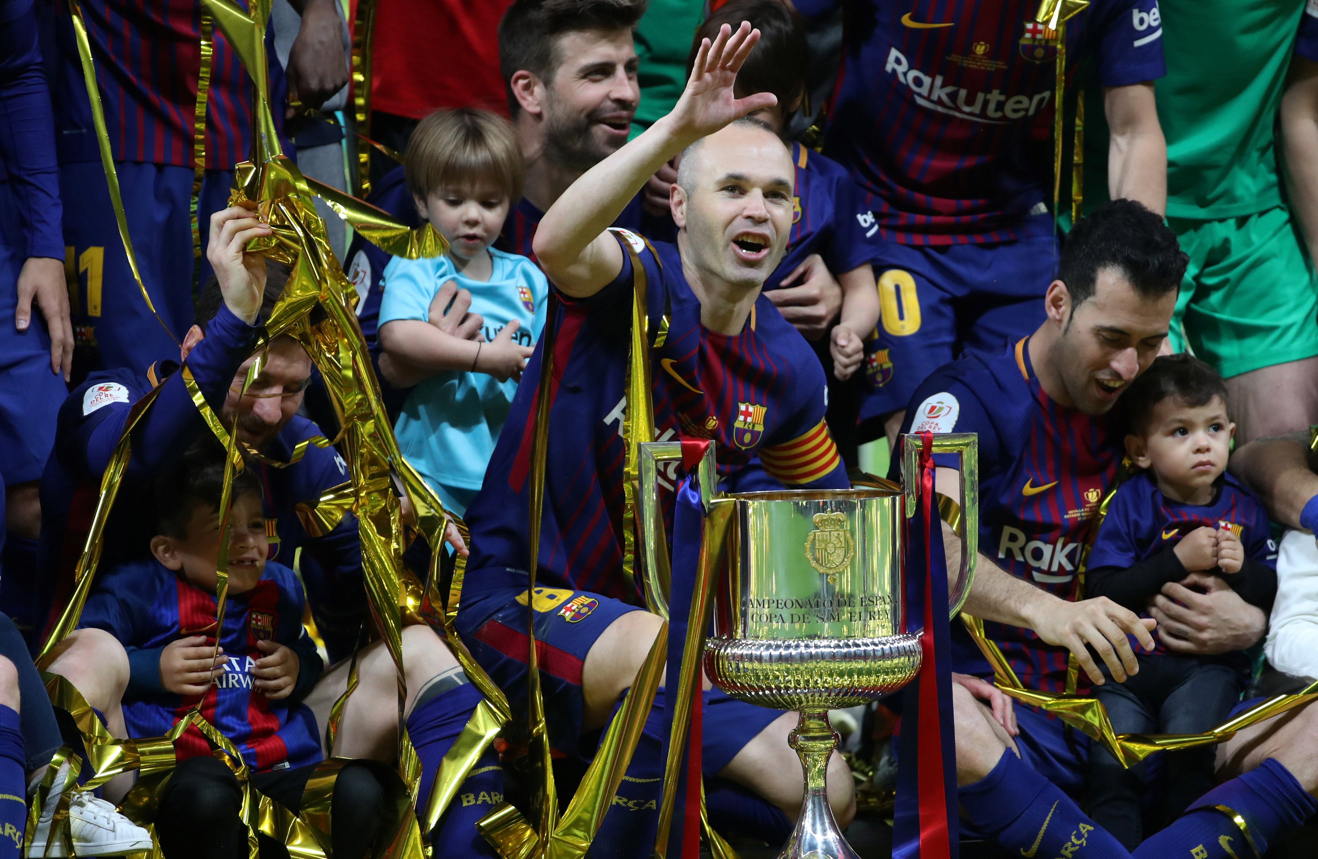 Segurola: "Si no es a China, Iniesta no se va del Barcelona de ninguna manera" Segurola: "Si no es a China, Iniesta no se va del Barcelona de ninguna manera"