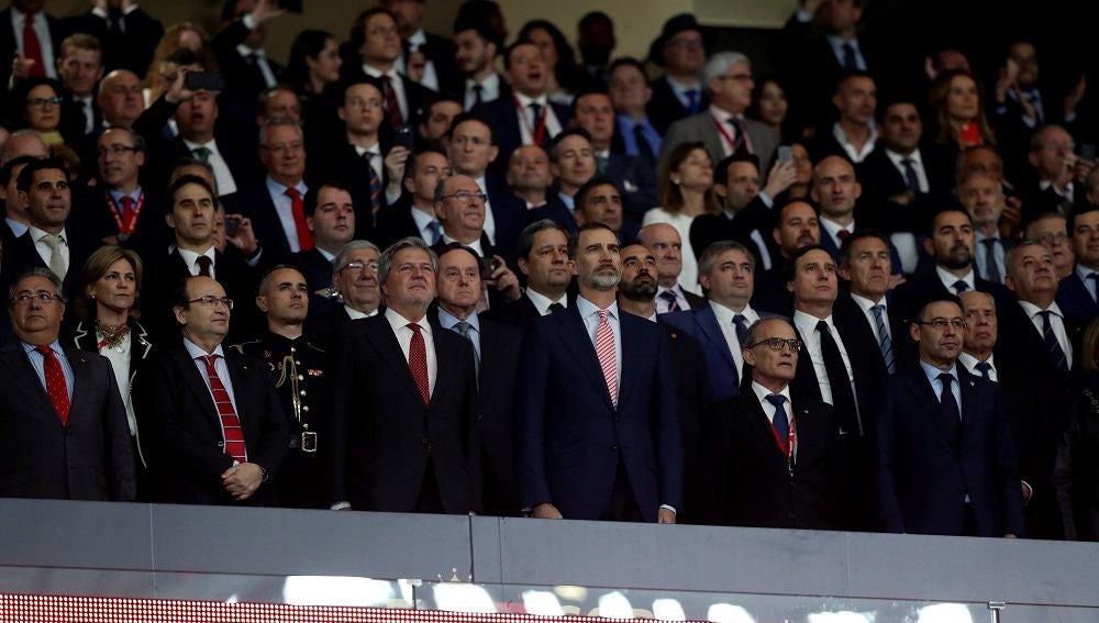 La tele con Monegal: "A mí me sigue maravillando esa obsesión que tiene la televisión pública por tapar lo que ocurre" La tele con Monegal: "A mí me sigue maravillando esa obsesión que tiene la televisión pública por tapar lo que ocurre"