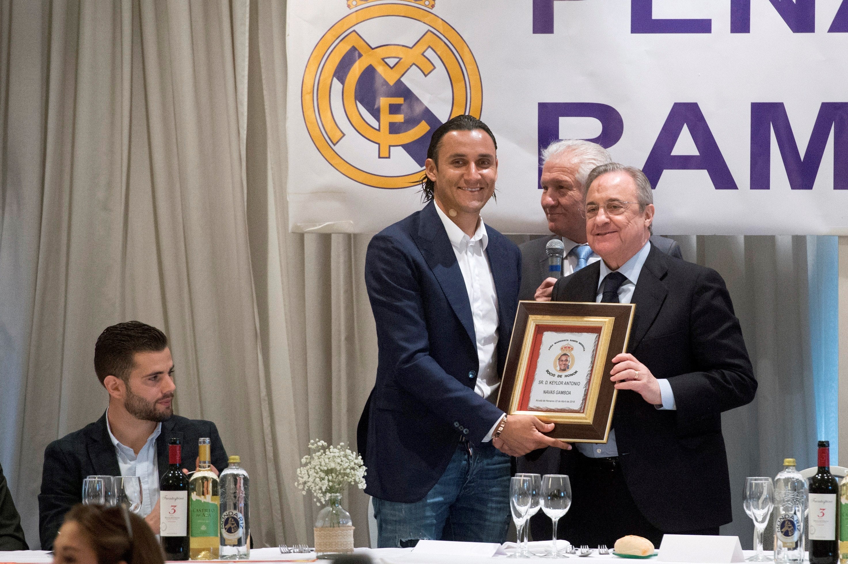 Florentino Pérez, a Keylor Navas: "Vas a estar con nosotros muchos años" Florentino Pérez, a Keylor Navas: "Vas a estar con nosotros muchos años"