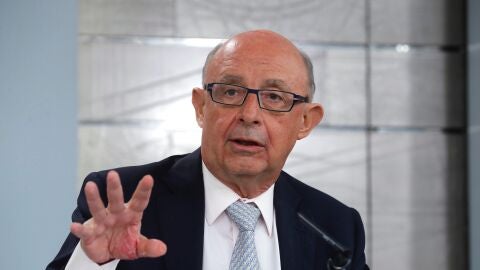 El ministro de Hacienda Crit&oacute;bal Montoro
