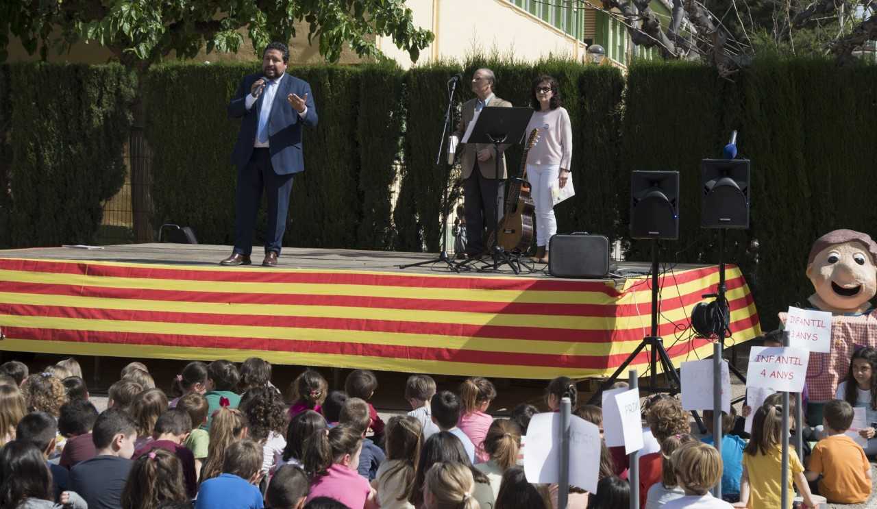 La Diputación y l'AVL se suman a la campaña escolar 'Salvadors de Paraules' para la defensa y promoción del valenciano La Diputación y l'AVL se suman a la campaña escolar 'Salvadors de Paraules' para la defensa y promoción del valenciano
