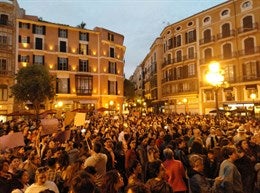 Multitudinaria concentración en Palma en protesta por la sentencia de 'La Manada' Multitudinaria concentración en Palma en protesta por la sentencia de 'La Manada'