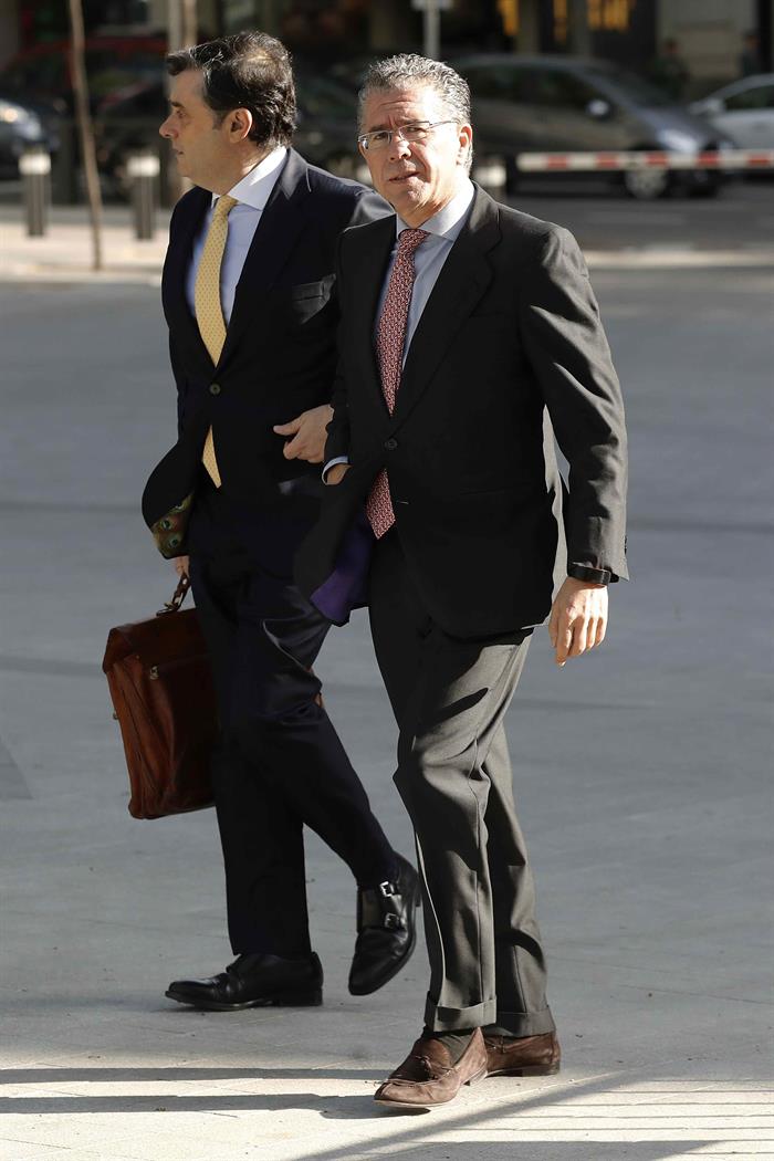 Granados reitera que Aguirre y González eran quienes mandaban en el PP madrileño Granados reitera que Aguirre y González eran quienes mandaban en el PP madrileño