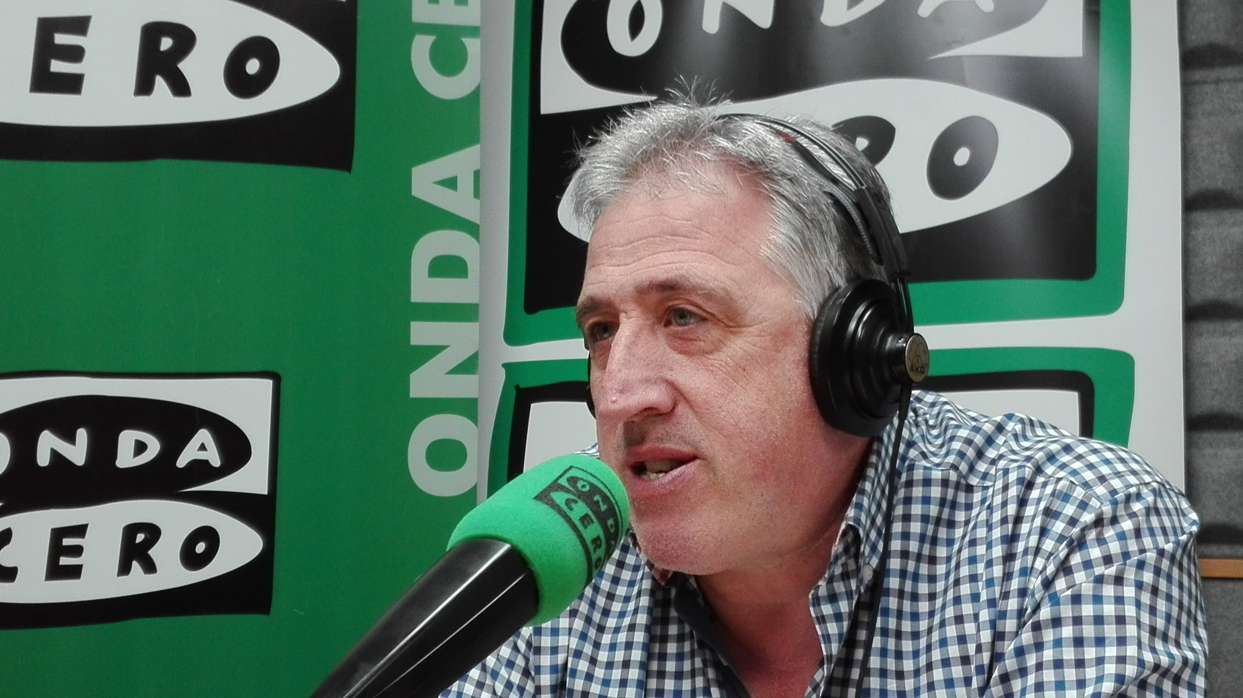 Joseba Asiron: "Maya ha aprovechado el menor protagonismo de colectivos y peñas para cobrarlo él" Joseba Asiron: "Maya ha aprovechado el menor protagonismo de colectivos y peñas para cobrarlo él"