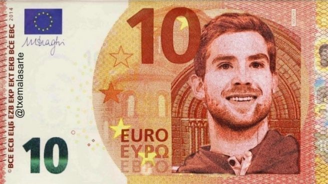 Aficionados de la Real Sociedad lanzarán billetes con la cara de Iñigo Martínez Aficionados de la Real Sociedad lanzarán billetes con la cara de Iñigo Martínez