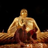 Orando a Buda (30-04-2018)