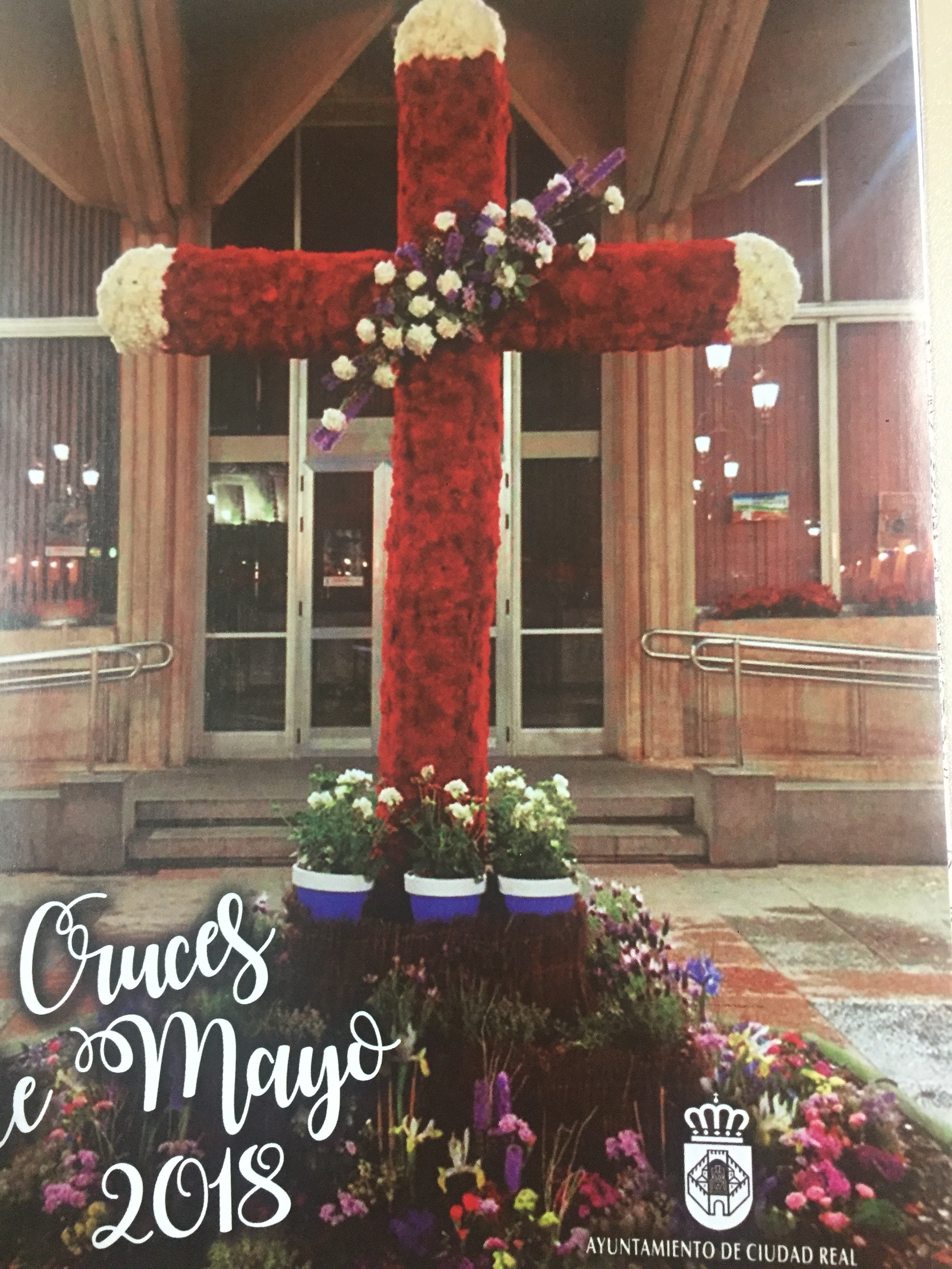 Ya están preparadas las Cruces de Mayo en Ciudad Real. Ya están preparadas las Cruces de Mayo en Ciudad Real.