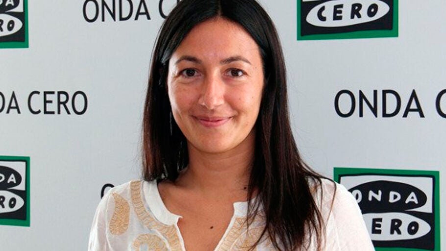 Sonia Fern&aacute;ndez Vidal en los estudios de Onda Cero Barcelona