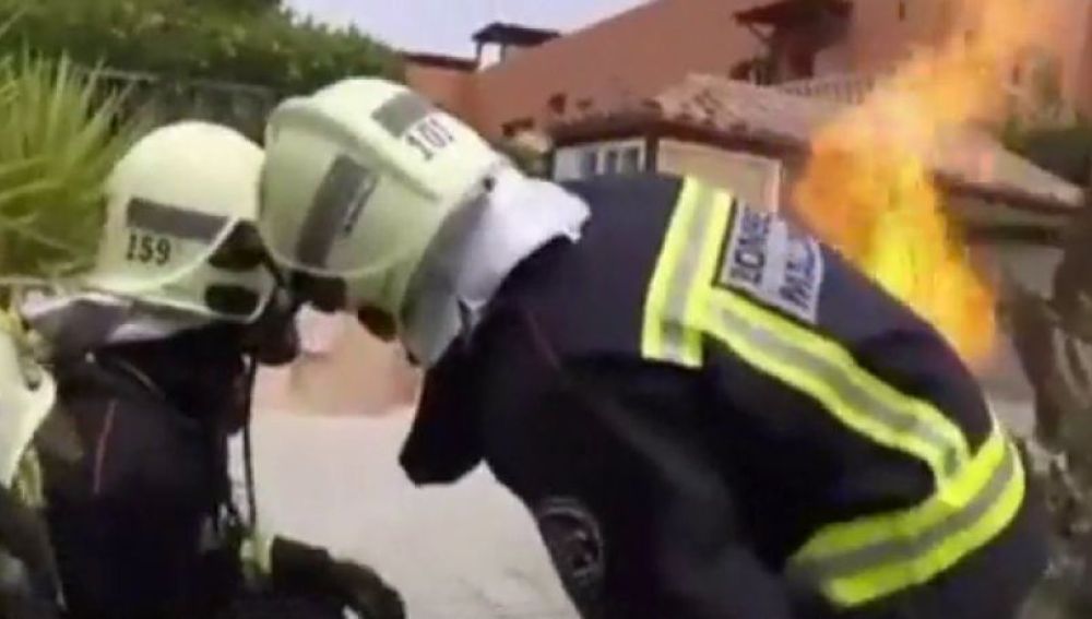 Bomberos de Mallorca en un incendio