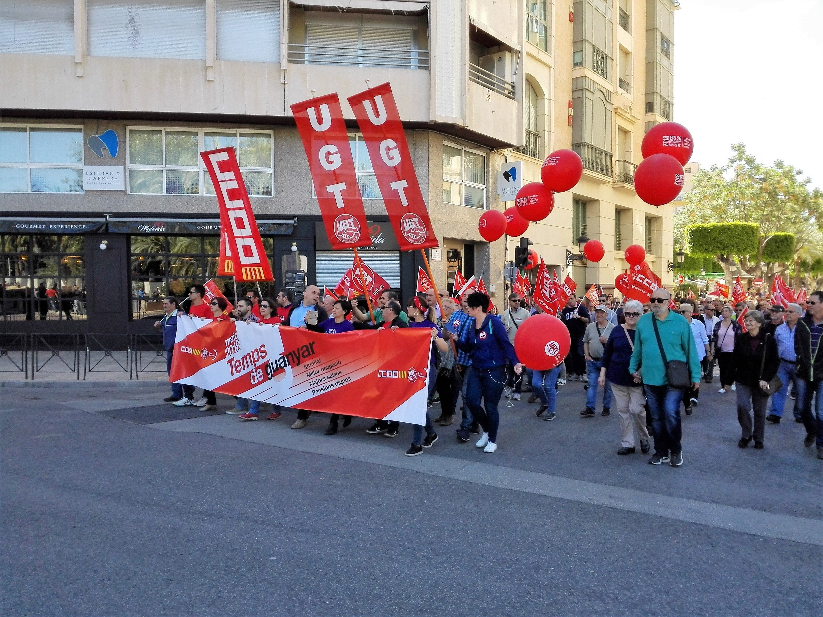 CCOO y UGT celebran en Elche el 1 de mayo reclamando medidas urgentes contra la precariedad laboral CCOO y UGT celebran en Elche el 1 de mayo reclamando medidas urgentes contra la precariedad laboral
