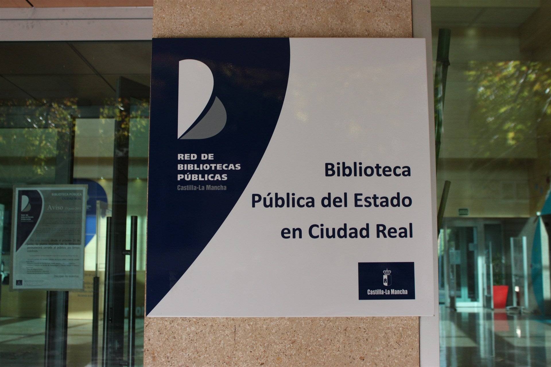 Entrevista a Francisco Javier Alonso Director de la Biblioteca Pública del Estado Entrevista a Francisco Javier Alonso Director de la Biblioteca Pública del Estado
