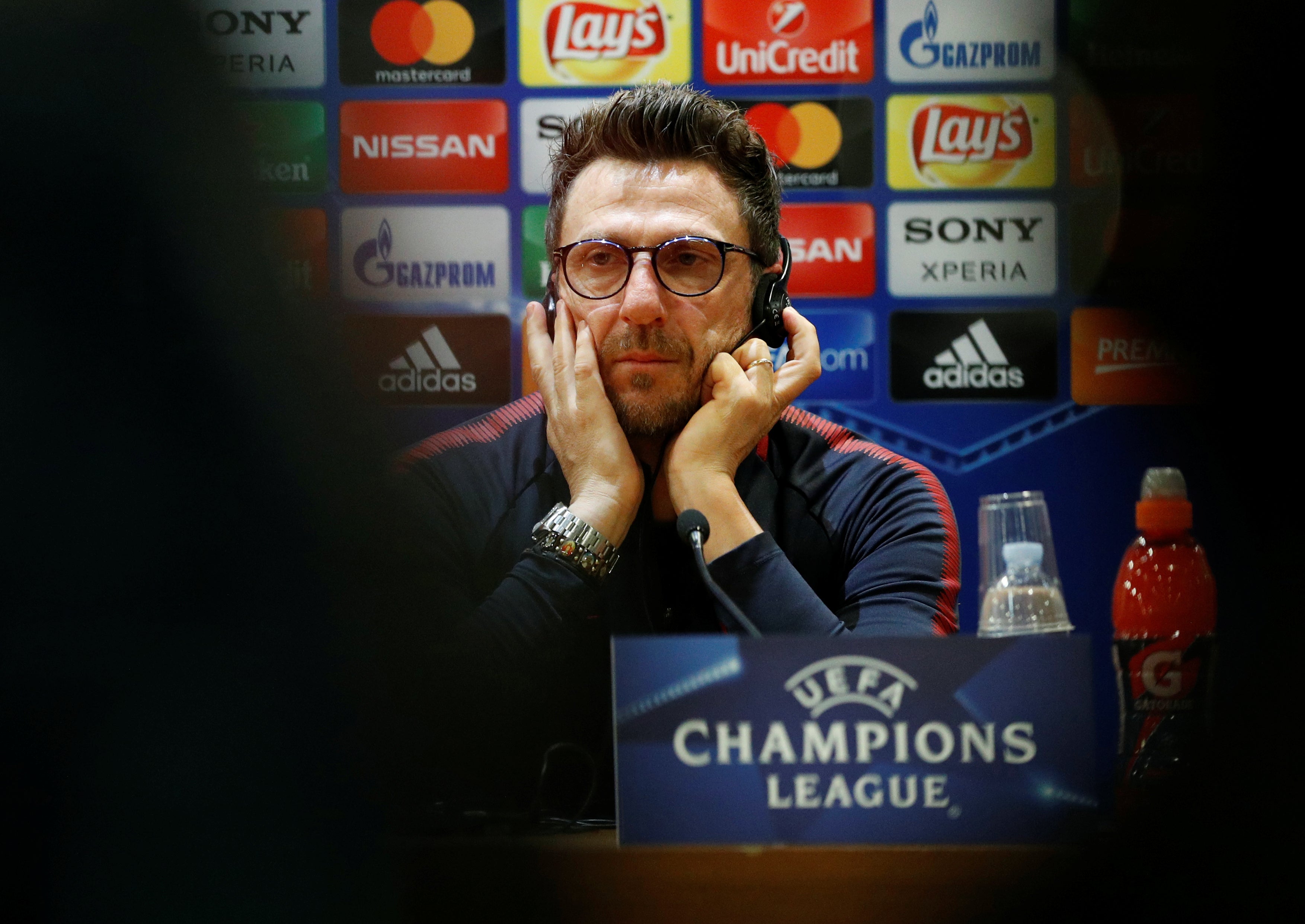 Di Francesco: "Haría como en el ordenador, un copia y pega de la prestación contra el Barcelona" Di Francesco: "Haría como en el ordenador, un copia y pega de la prestación contra el Barcelona"