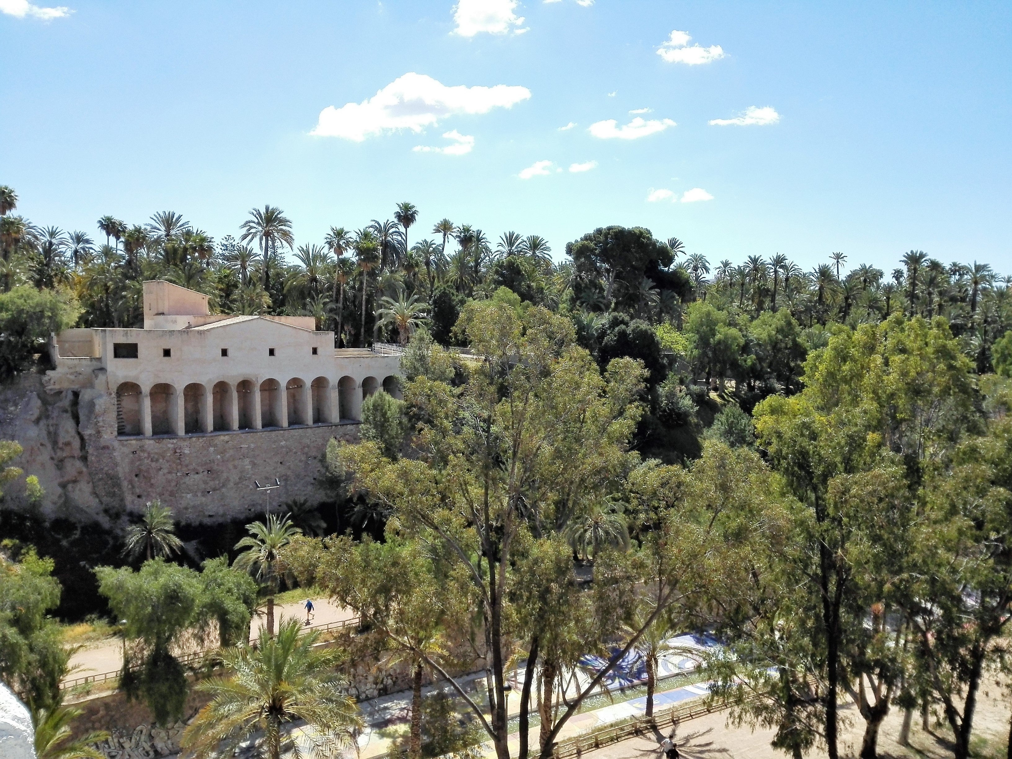 El cielo recupera la presencia del sol en Elche, Crevillent y Santa Pola en un día con temperaturas frescas El cielo recupera la presencia del sol en Elche, Crevillent y Santa Pola en un día con temperaturas frescas