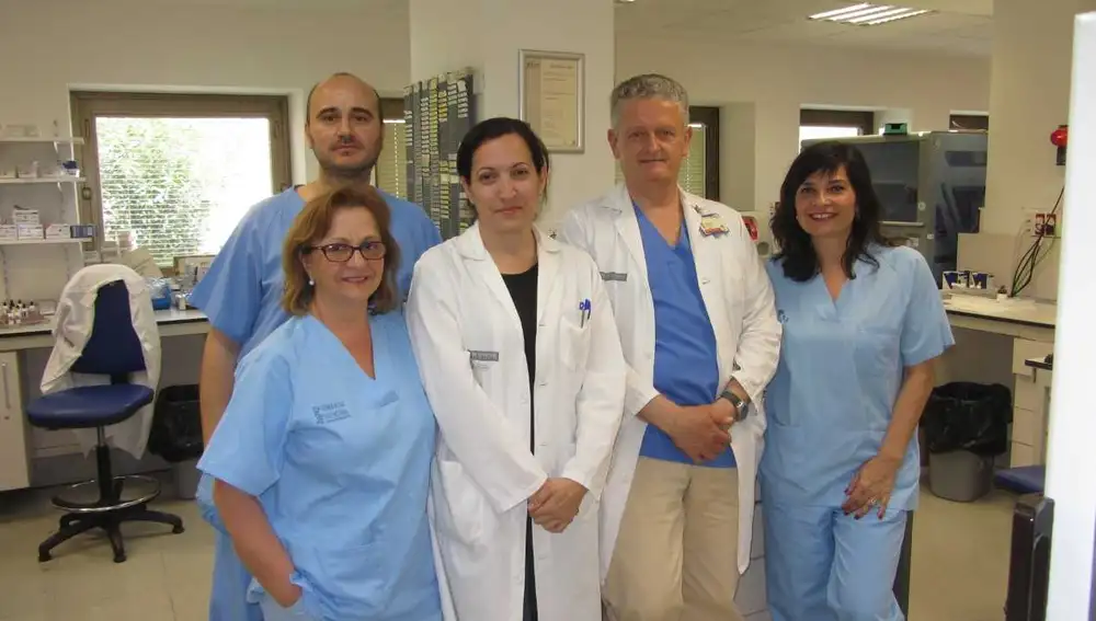 Parte del equipo de profesionales que atiende el servicio de Transfusión del Hospital General Universitario de Elche Parte del equipo de profesionales que atiende el servicio de Transfusión del Hospital General Universitario de Elche