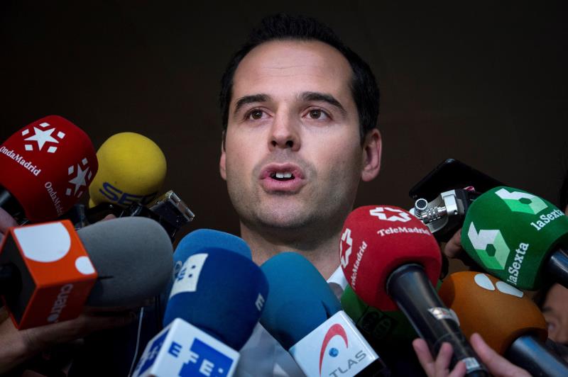 Ignacio Aguado: "No queremos echar al PP en los despachos, sino ganar en las urnas" Ignacio Aguado: "No queremos echar al PP en los despachos, sino ganar en las urnas"